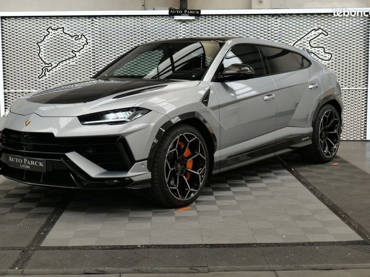 Lamborghini Urus 4.0 v8 666ch performante full options 1ere main francais tva recuperable malus paye dispo de suite carbone dvd arriere ja 23 loa lld credit Occasion