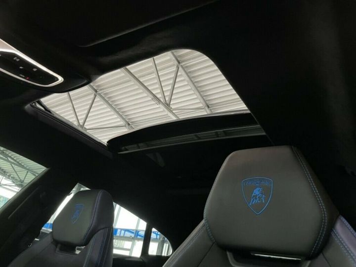 Lamborghini Urus Capristo Pano. B&O ACC LED HUD 23'' LM  Bleu métallisé - 8