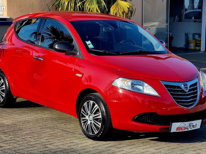 Lancia Ypsilon 1.2 i 69 Cv 2013 CRIT'AIR 1 GARANTIE 12 MOIS Rouge - 1