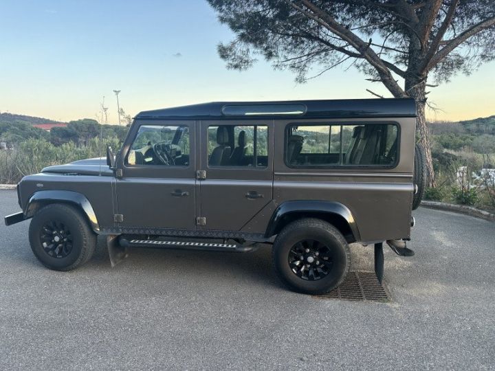 Land Rover Defender 110 CREW CAB SE Marron - 8