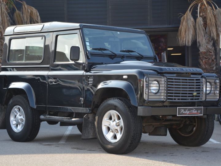 Land Rover Defender 90 TD4  Noir - 3