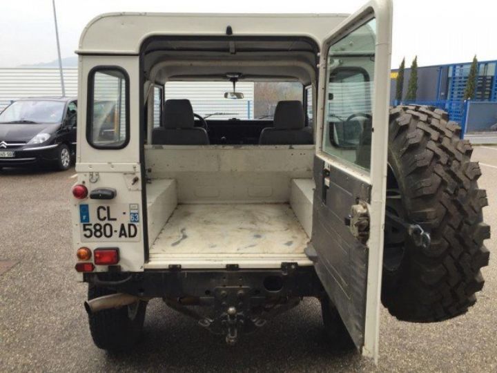 Land Rover Defender 90 TD5 3 Places     Diesel BLANC - 13