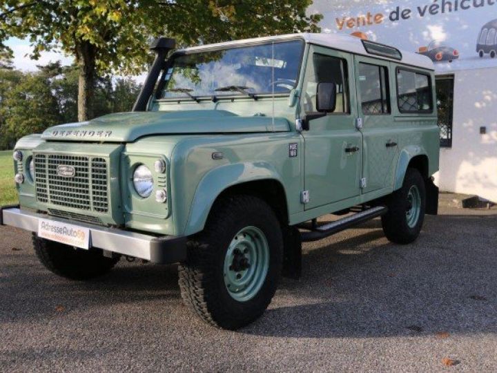 Land Rover Defender Station Wagon 110 EDITION HERITAGE 7 PLACES     Diesel GREEN - 3