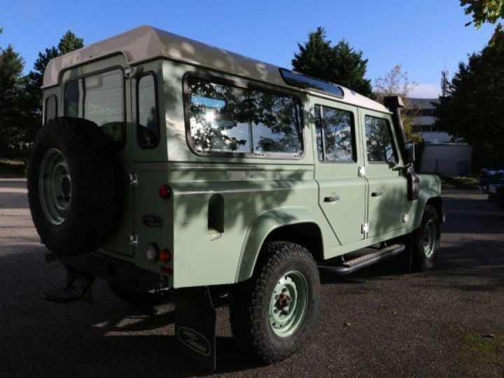 Land Rover Defender Station Wagon 110 EDITION HERITAGE 7 PLACES     Diesel GREEN - 39