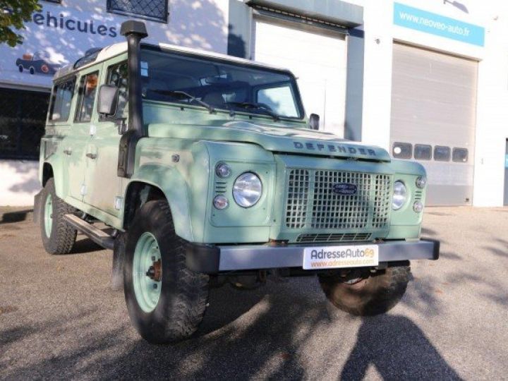 Land Rover Defender Station Wagon 110 EDITION HERITAGE 7 PLACES     Diesel GREEN - 44