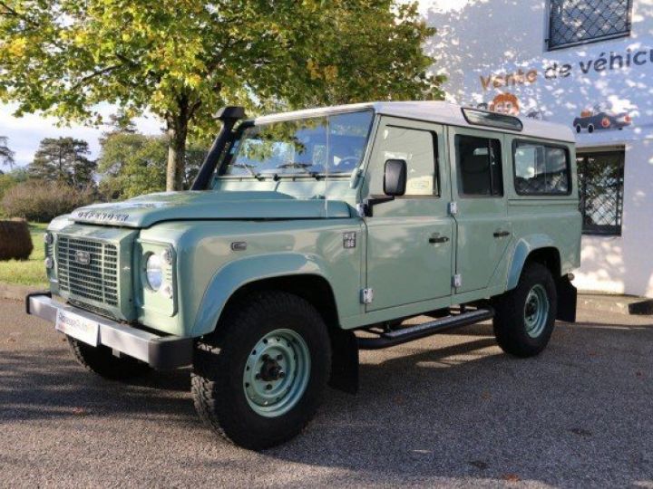 Land Rover Defender Station Wagon 110 EDITION HERITAGE 7 PLACES     Diesel GREEN - 45