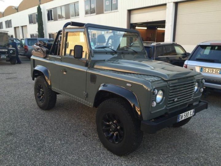 Land Rover Defender TD4 90 CABRIOLET     Diesel VERT - 17