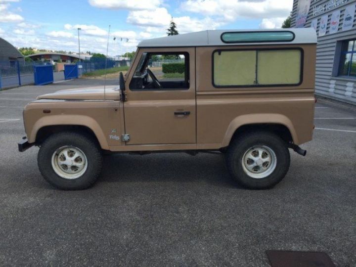 Land Rover Defender TD5 50 ANNIVERSAIRE      Diesel BEIGE SABLE - 4