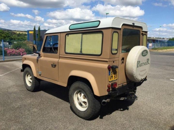 Land Rover Defender TD5 50 ANNIVERSAIRE      Diesel BEIGE SABLE - 8