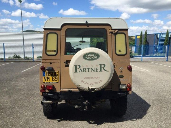 Land Rover Defender TD5 50 ANNIVERSAIRE      Diesel BEIGE SABLE - 9