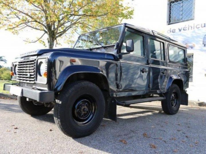 Land Rover Defender TDi 110 SW LONG 5PORTES 122cv      Diesel NOIR - 6