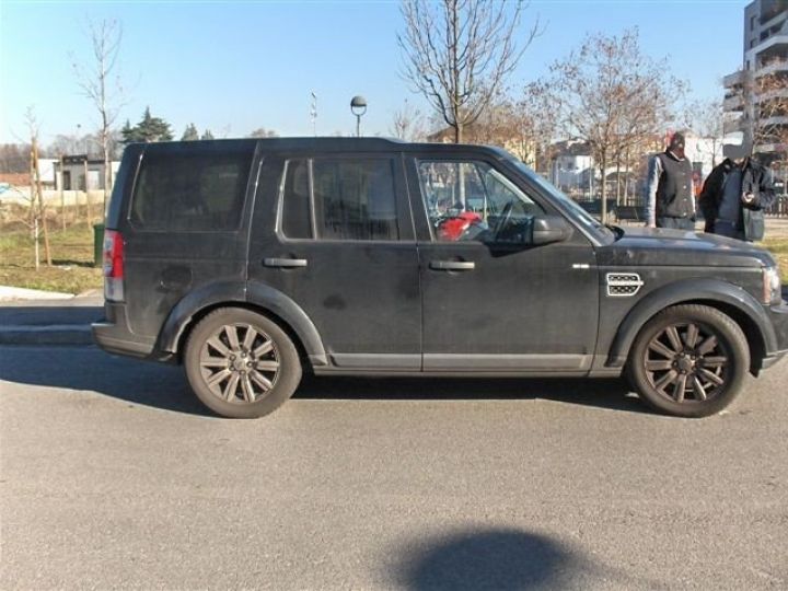 Land Rover Discovery 3.0 TDV6 HSE BVA 7PLACES     Diesel NOIR - 9