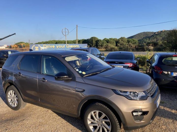 Land Rover Discovery Sport 2.0 TD4 180 AWD BVA Marron - 1