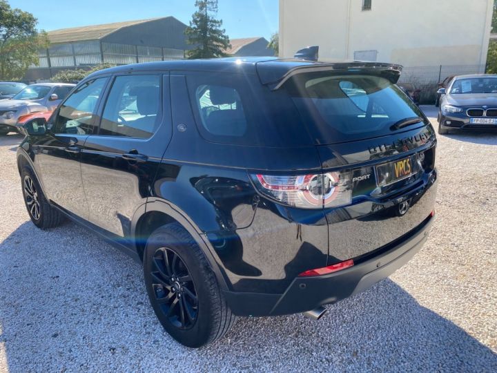 Land Rover Discovery Sport 2.0 TD4 SE Noir - 15