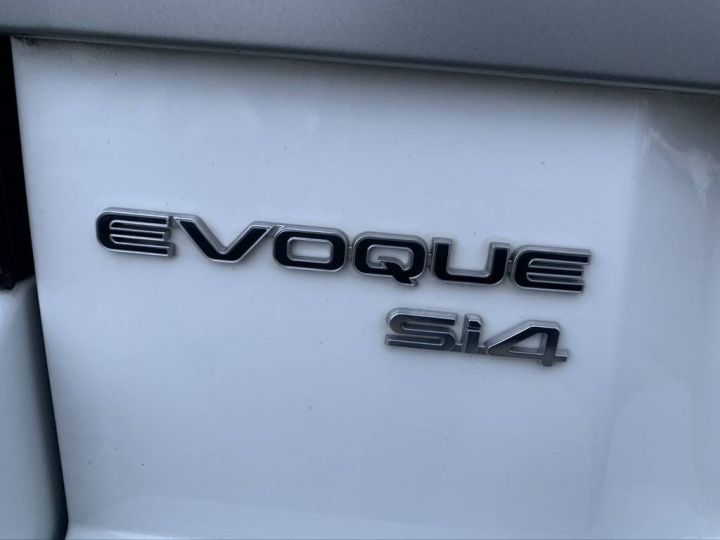 Land Rover Range Rover Evoque 2.0 Si4 16V 4WD BVA9 240cv Dynamique 5Portes Boîte Auto GPS Camera BLANC - 11