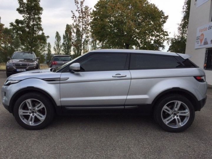 Land Rover Range Rover Evoque COUPE TD4 150CV DYNAMIC PACK TECH BVM6      Diesel GRIS CLAIR - 7