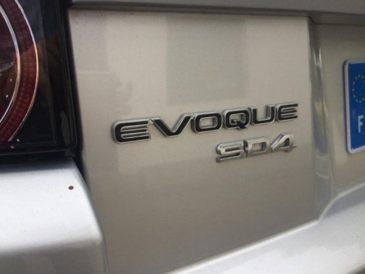 Land Rover Range Rover Evoque SD4 190CV PURE BVA     Diesel GRIS METAL - 18