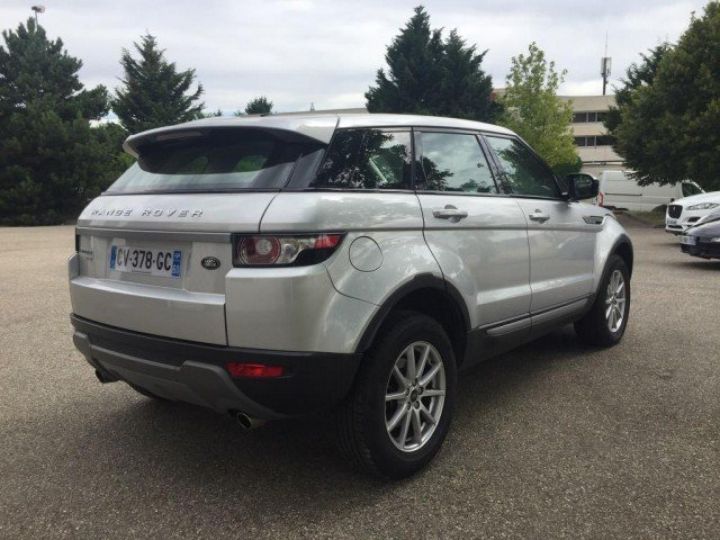 Land Rover Range Rover Evoque SD4 190CV PURE BVA     Diesel GRIS METAL - 19