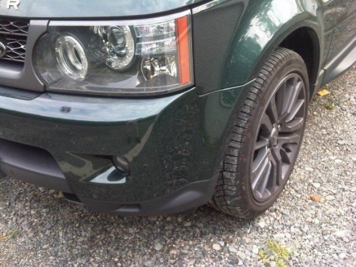 Land Rover Range Rover SPORT TDV6 3.0 HSE 245CV BVA     Diesel VERT ANGLAIS - 4