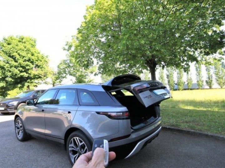 Land Rover Range Rover Velar 2.0 D180 BVA S R-Dynamic     Diesel GRIS FONCE - 40