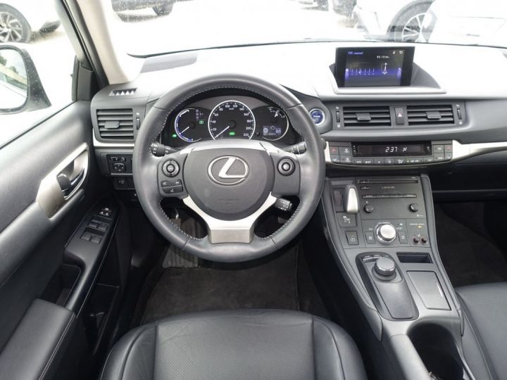 Lexus CT 200H LUXE Blanc - 9