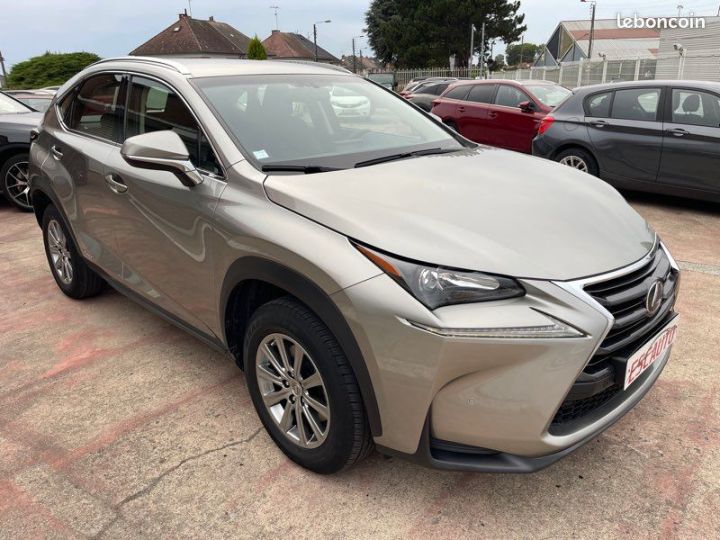 Lexus NX 300h 4WD 2,5 HYBRID 197cv 70000 KMS  - 3