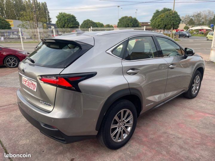 Lexus NX 300h 4WD 2,5 HYBRID 197cv 70000 KMS  - 4