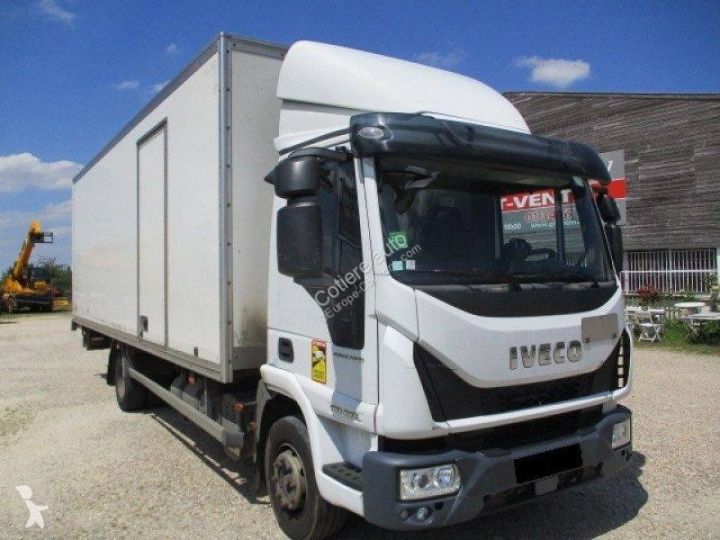 Light van Iveco Box body 120 E 21 P tector  - 1