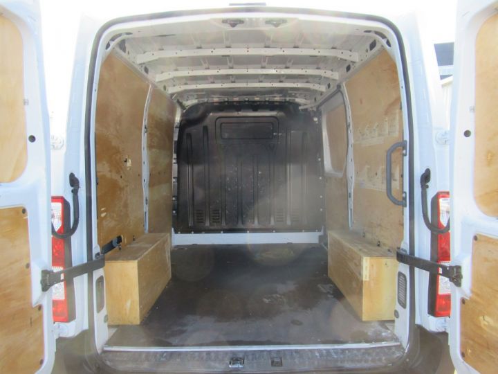 Light van Nissan NV400 Steel panel van L1H1 DCI 135  - 6