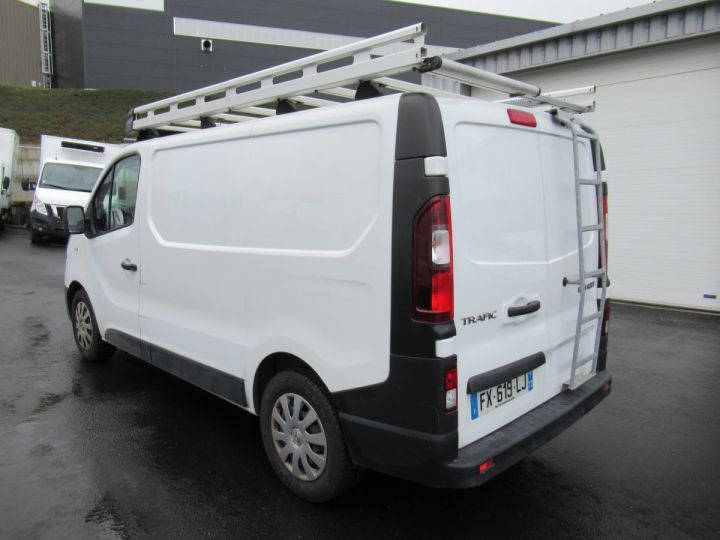 Light van Renault Trafic Steel panel van L1H1 DCI 170 BOITE AUTOMATIQUE  - 4