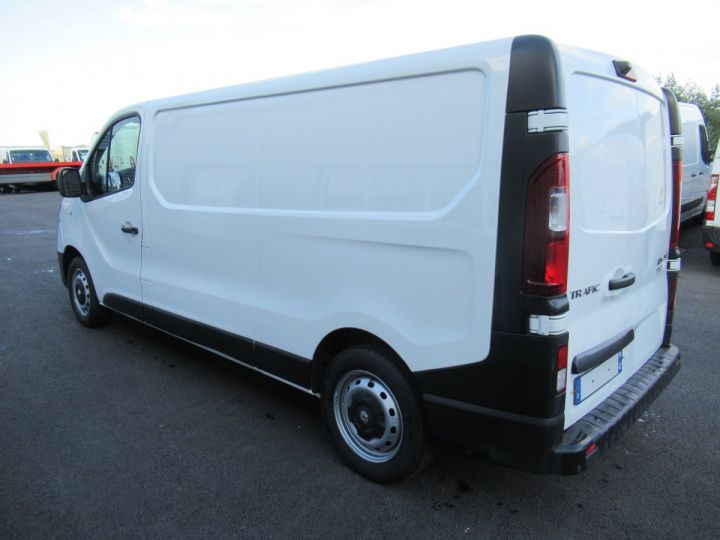 Light van Renault Trafic Steel panel van L2H1 DCI 120  - 3