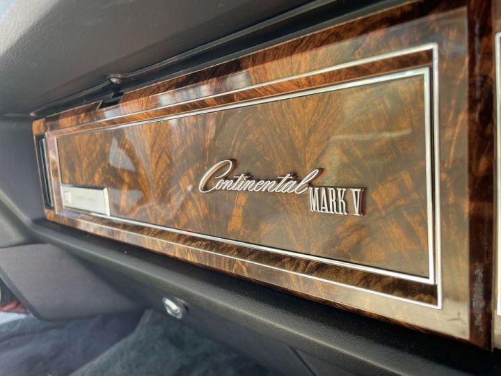 Lincoln Continental MARK V COUPE V8 Noir - 16