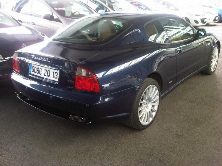 Maserati Coupe CAMBIOCORSA 4.2 V8     Essence BLEU METAL - 13