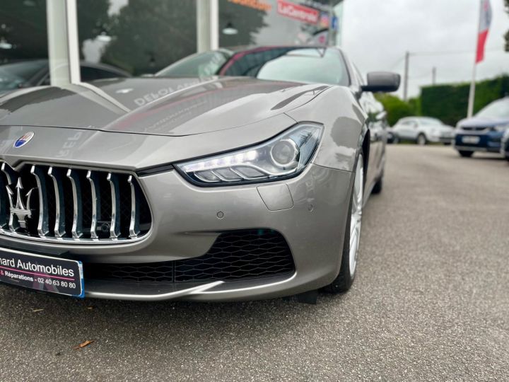 Maserati Ghibli 3.0 V6 410 S Q4 A GRIS FONCE - 25