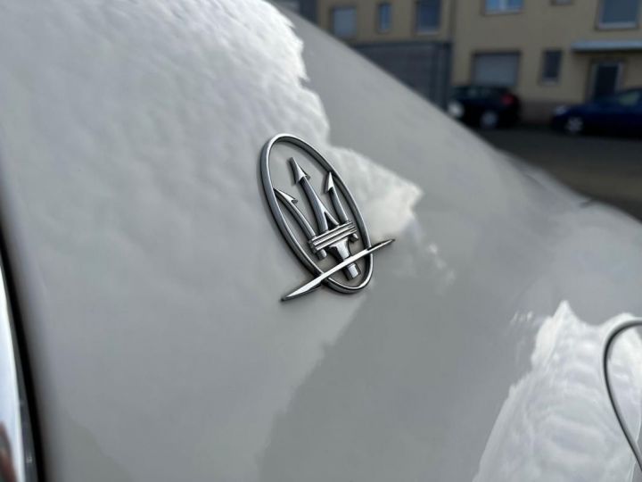 Maserati Ghibli 3.0 V6 SQ4 Blanc - 14