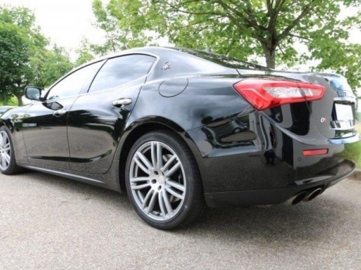 Maserati Ghibli 3.0 V6 SQ4 411CV      Essence NOIR - 26