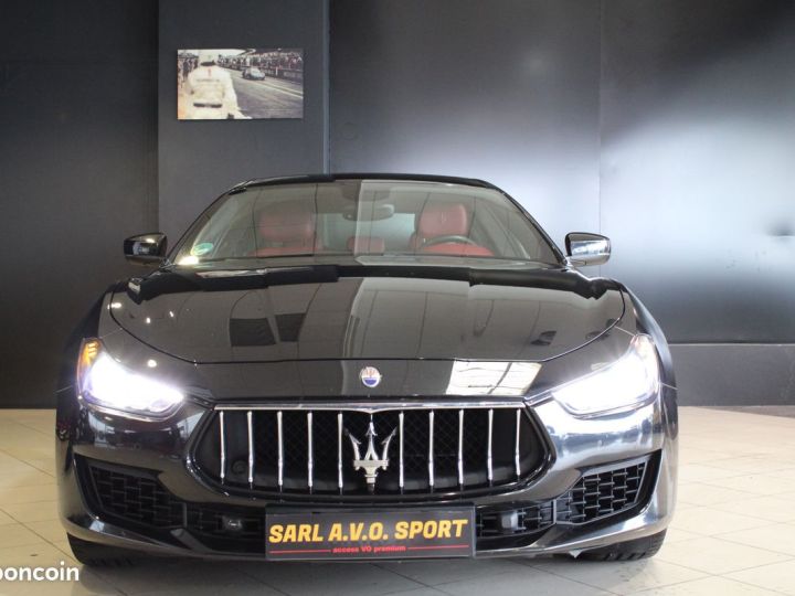 Maserati Ghibli iii 3.0 v6 350 granlusso auto premiere main entretien Noir - 6