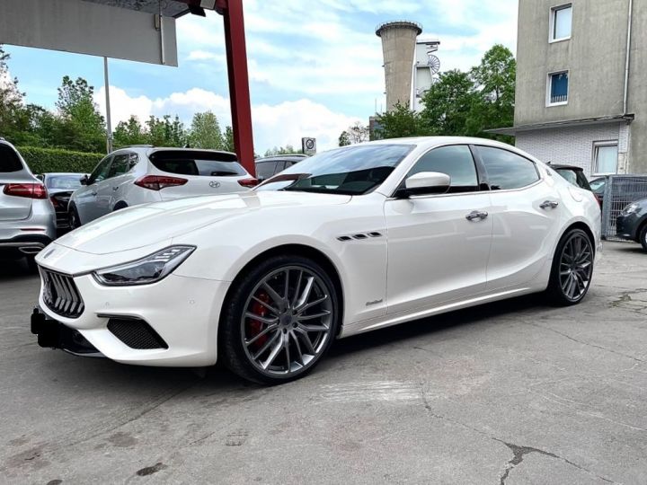 Maserati Ghibli SQ4 GRANSPORT  BLANC  Occasion - 2