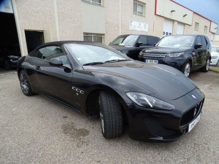 Maserati Grancabrio 4.7 460CH SPORT Noir - 2