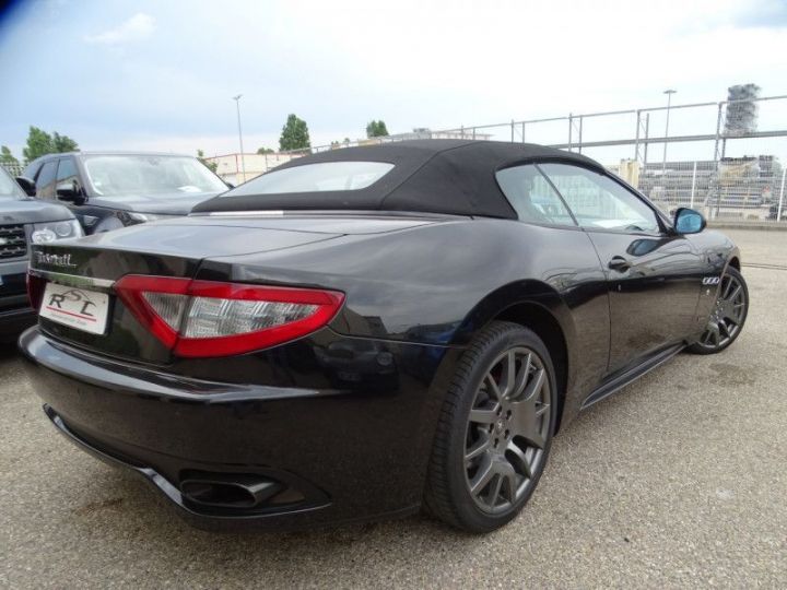 Maserati Grancabrio 4.7 460CH SPORT Noir - 5