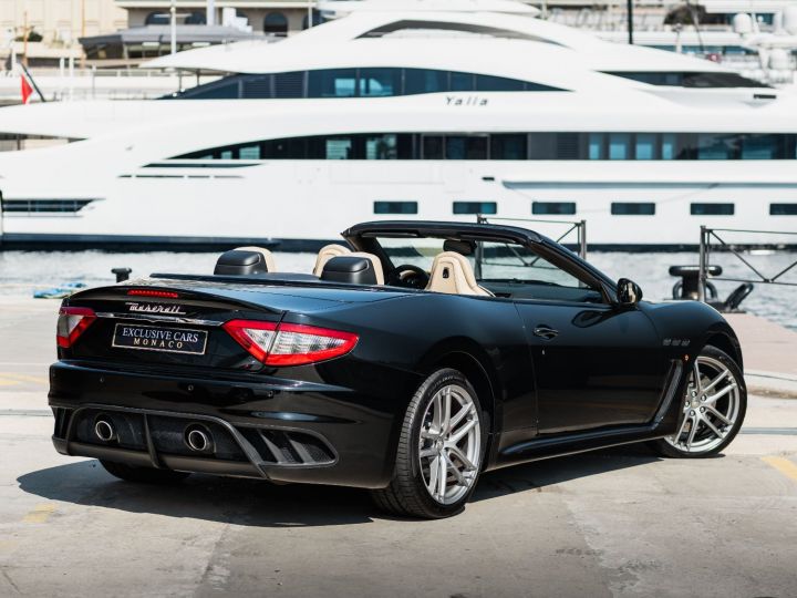 Maserati Grancabrio MC STRADALE 4.7 V8 460 CV - MONACO Noir Métal - 37