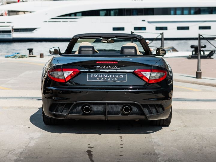 Maserati Grancabrio MC STRADALE 4.7 V8 460 CV - MONACO Noir Métal - 38