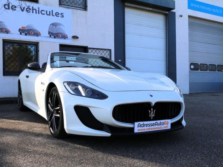 Maserati Grancabrio V8 4.7 MC STRADALE BVA 460CV BLANC - 6