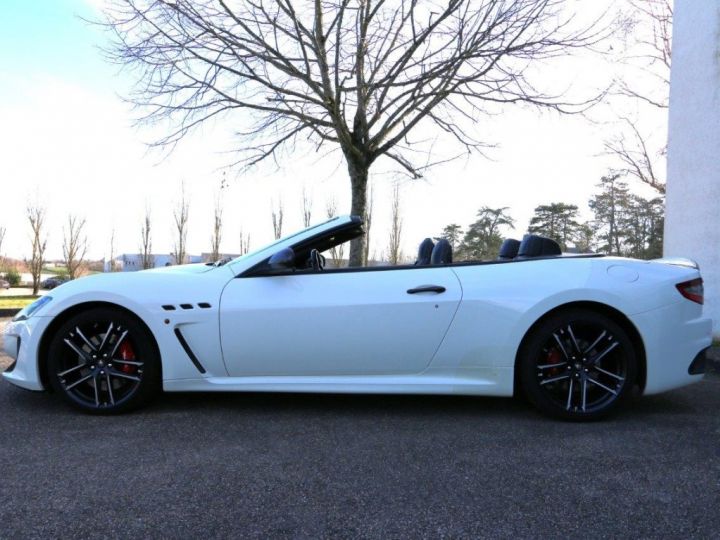 Maserati Grancabrio V8 4.7 MC STRADALE BVA 460CV BLANC - 8