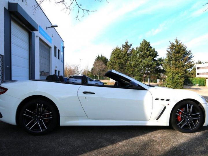 Maserati Grancabrio V8 4.7 MC STRADALE BVA 460CV BLANC - 21