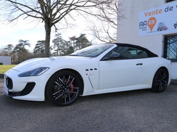 Maserati Grancabrio V8 4.7 MC STRADALE BVA 460CV BLANC - 24