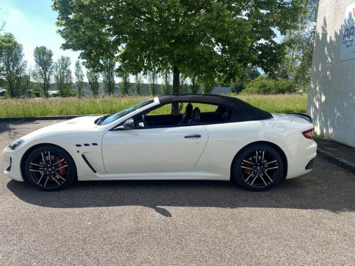 Maserati Grancabrio V8 4.7 MC STRADALE BVA 460CV BLANC - 37