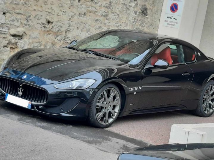 Maserati GranTurismo Noir - 1