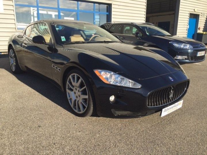 Maserati GranTurismo 4.2 V8 BVA 405 cv     Essence NOIR CARBONE - 1