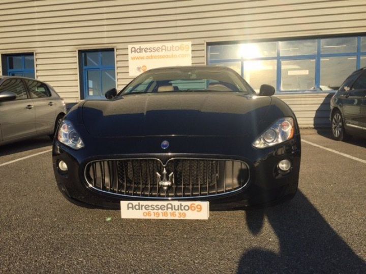 Maserati GranTurismo 4.2 V8 BVA 405 cv     Essence NOIR CARBONE - 2